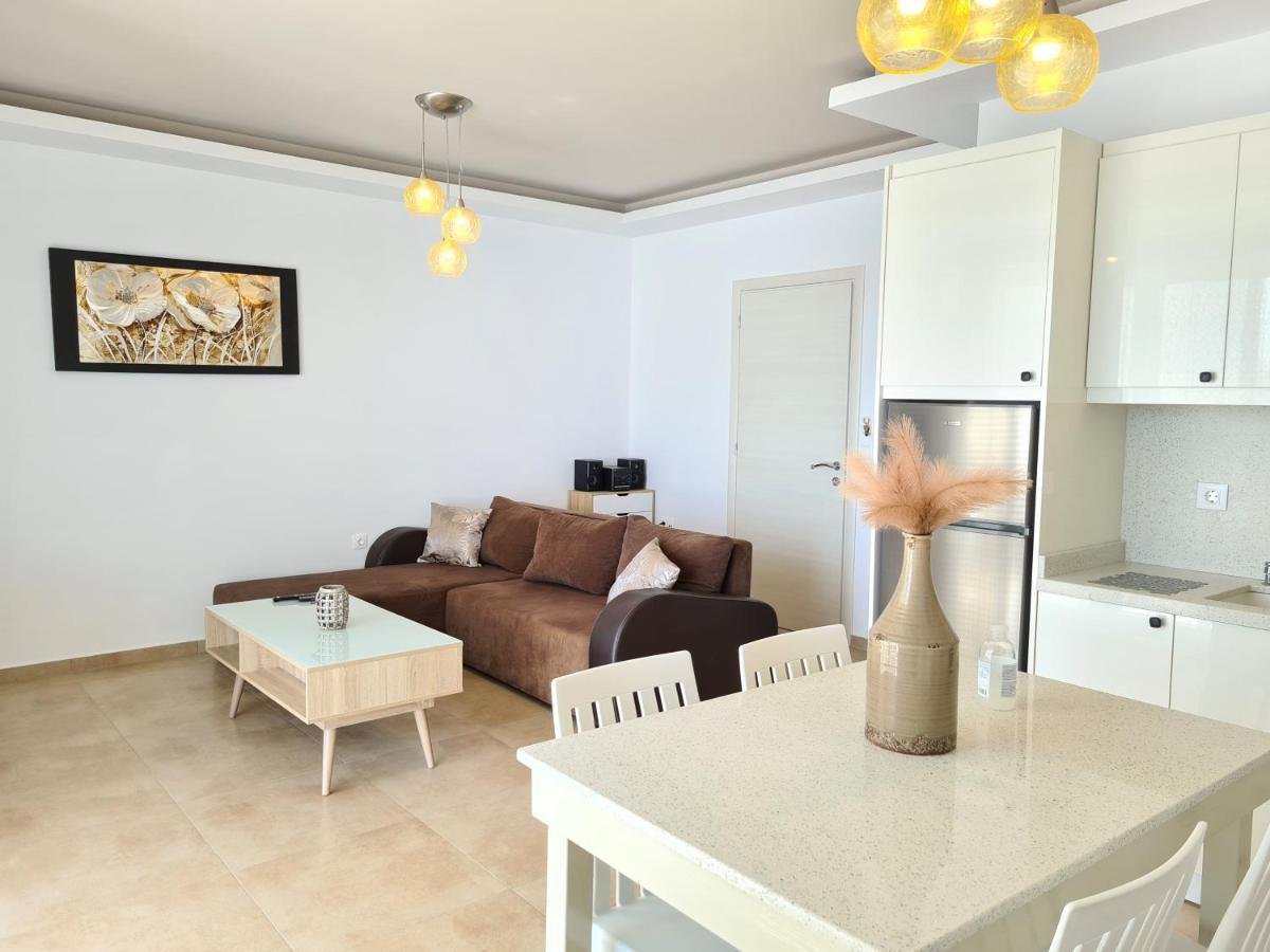 Bella Mare Luxury Apartments Kalamaki  Eksteriør billede