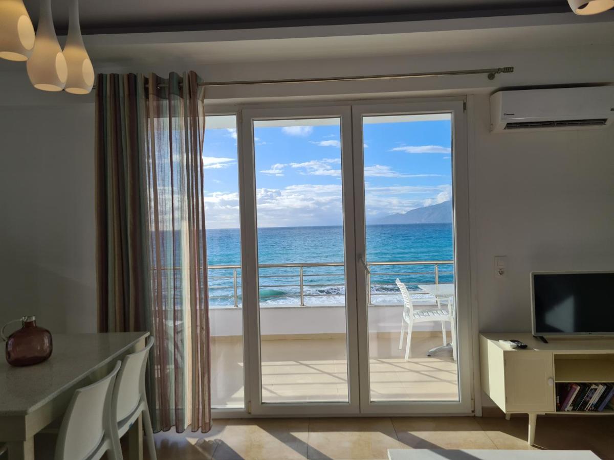 Bella Mare Luxury Apartments Kalamaki  Eksteriør billede