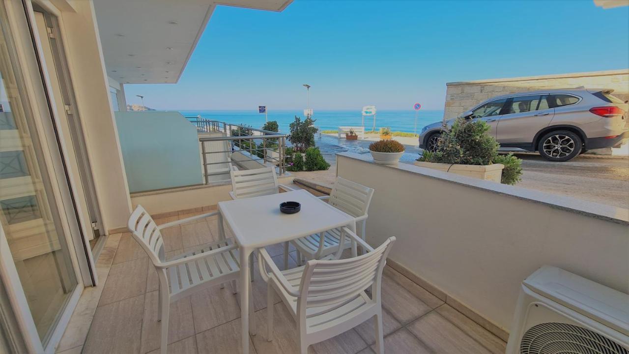 Bella Mare Luxury Apartments Kalamaki  Eksteriør billede