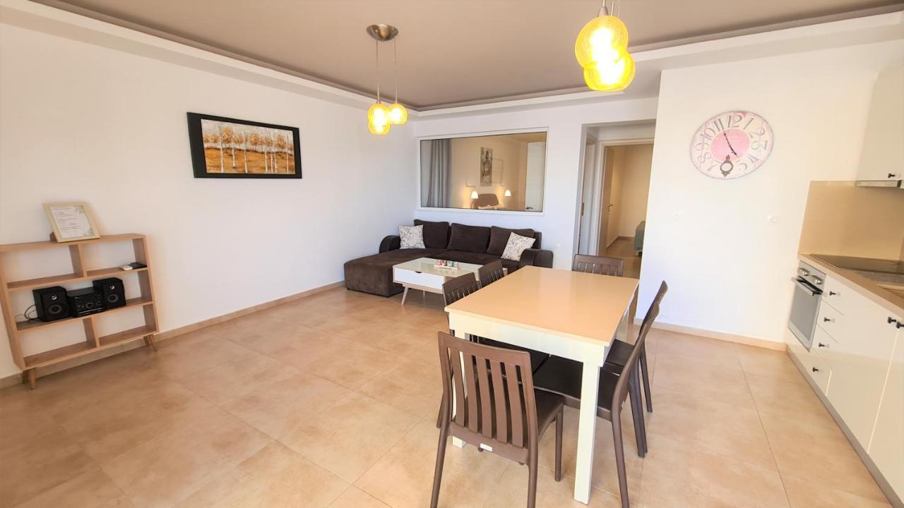 Bella Mare Luxury Apartments Kalamaki  Eksteriør billede