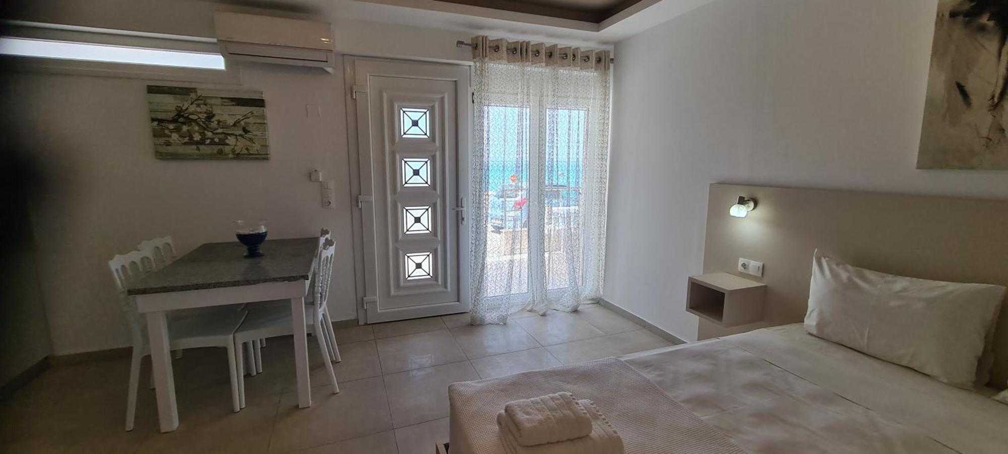 Bella Mare Luxury Apartments Kalamaki  Eksteriør billede