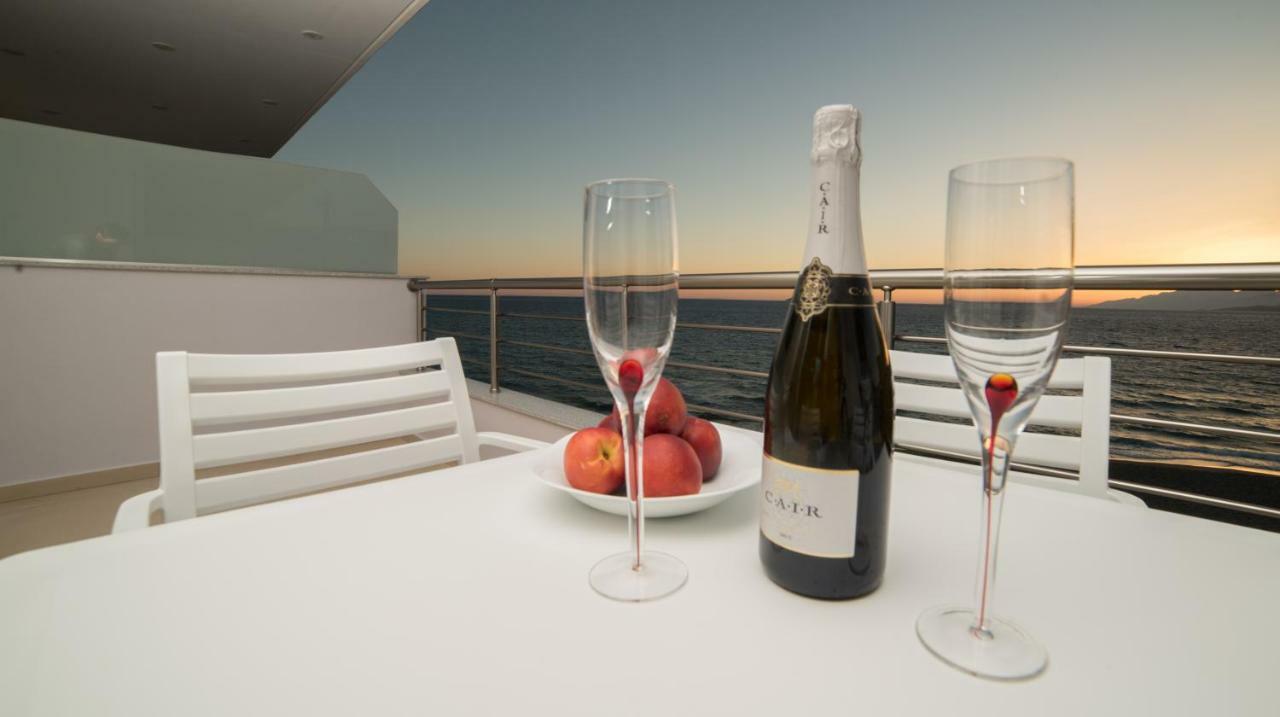 Bella Mare Luxury Apartments Kalamaki  Eksteriør billede